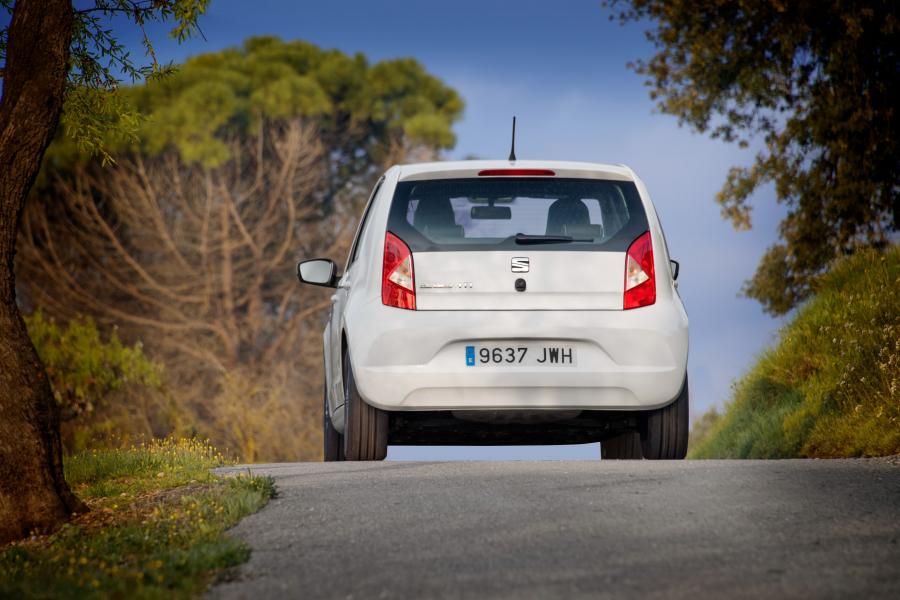  Seat Mii by COSMOPOLITAN 2016 года  (фото 23 из 43)
